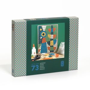 Atelier creativ de mozaic artistic cu 100 de plăcuțe ceramice și panou de lemn, Djeco