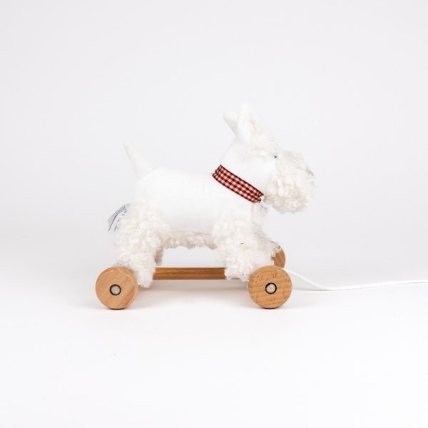 Cățelușă de tras din lemn și poliester, cu roți din lemn, Egmont Toys