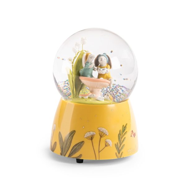 Cutie muzicală glob cu zăpadă Trois Petits Lapins, cu mecanism cu cheiță, Moulin Roty