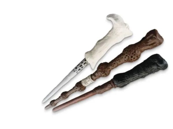 Kit creativ Harry Potter pentru baghete magice din lemn, lut și vopsea, Thames & Kosmos