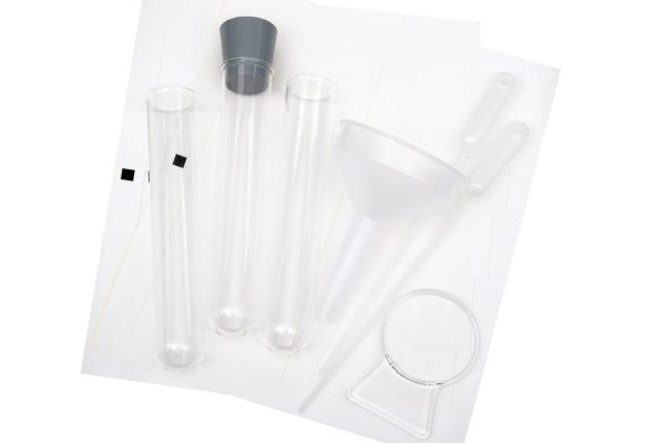Kit STEM de chimie pentru copii, cu 27 de experimente și manual color, Thames & Kosmos