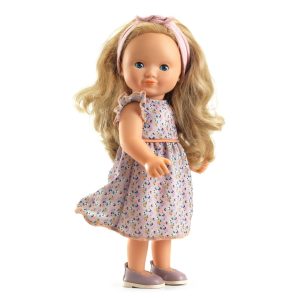 Păpușă din vinil cu păr lung blond, cu rochie înflorată și bentiță, Djeco