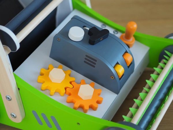 Premergător din lemn în formă de mașină de tuns iarba, cu activități, UMU Toys