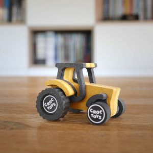 Set de construit fermă cu tractor, din lemn, cu lipici și accesorii, Croc toys