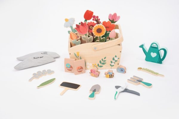 Set de grădinărit din lemn, cu coș, unelte și flori, 30 de piese, UMU Toys