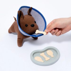 Set La veterinar din lemn cu câine, 37 de piese, geantă de transport, UMU Toys