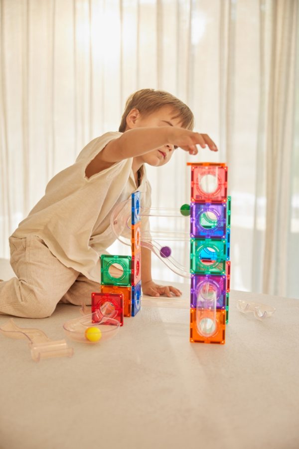 Set magnetic de construcție cu circuit pentru bile Compact, 60 de piese, Cleverclixx
